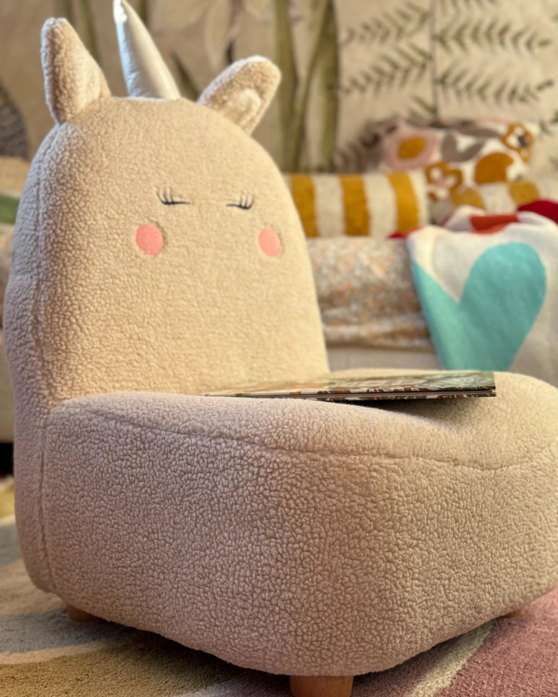 Kids Armchair Unicorn LULEA Boucle Light Beige