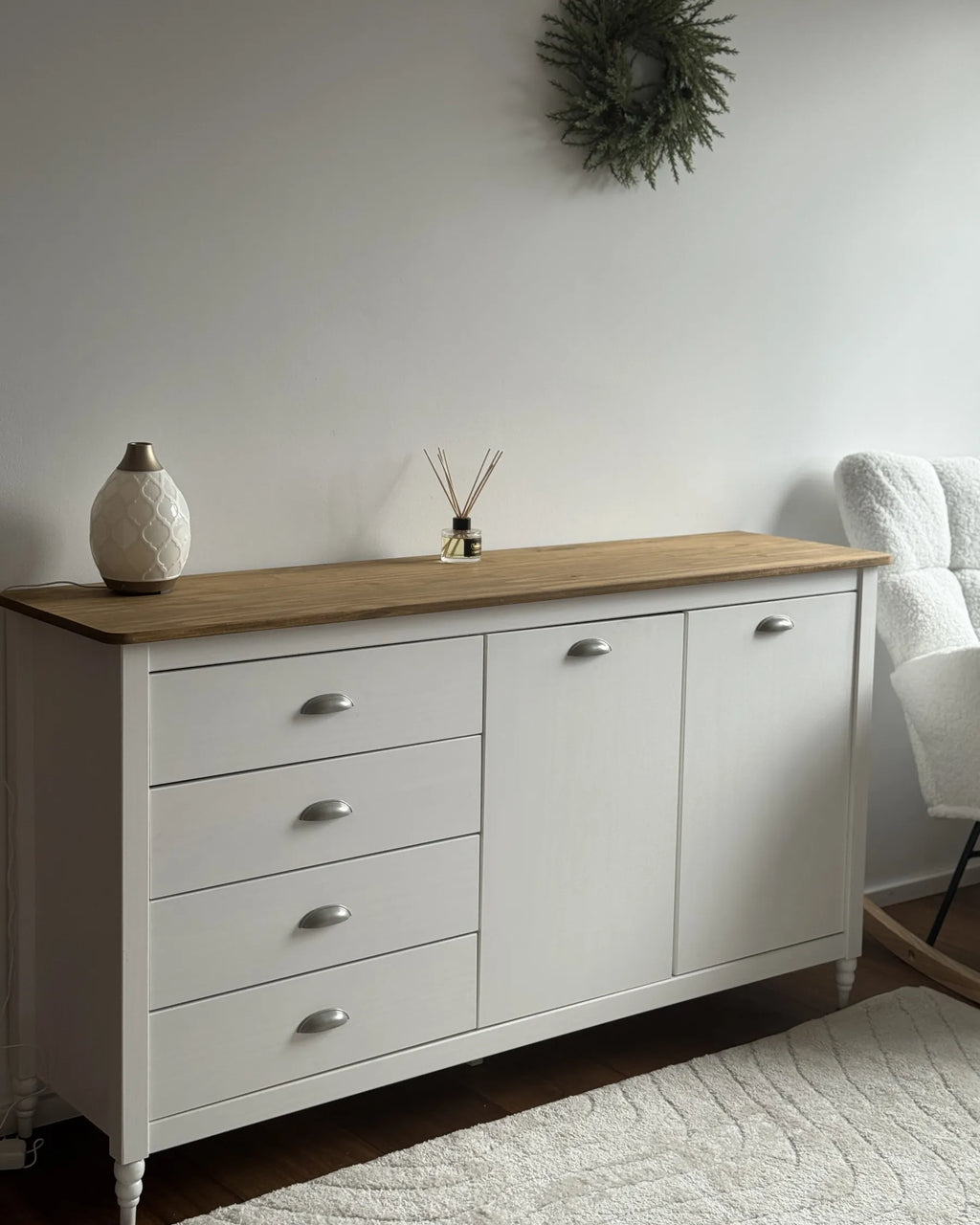 2 Door Sideboard SHILLINGTON Pine Wood White