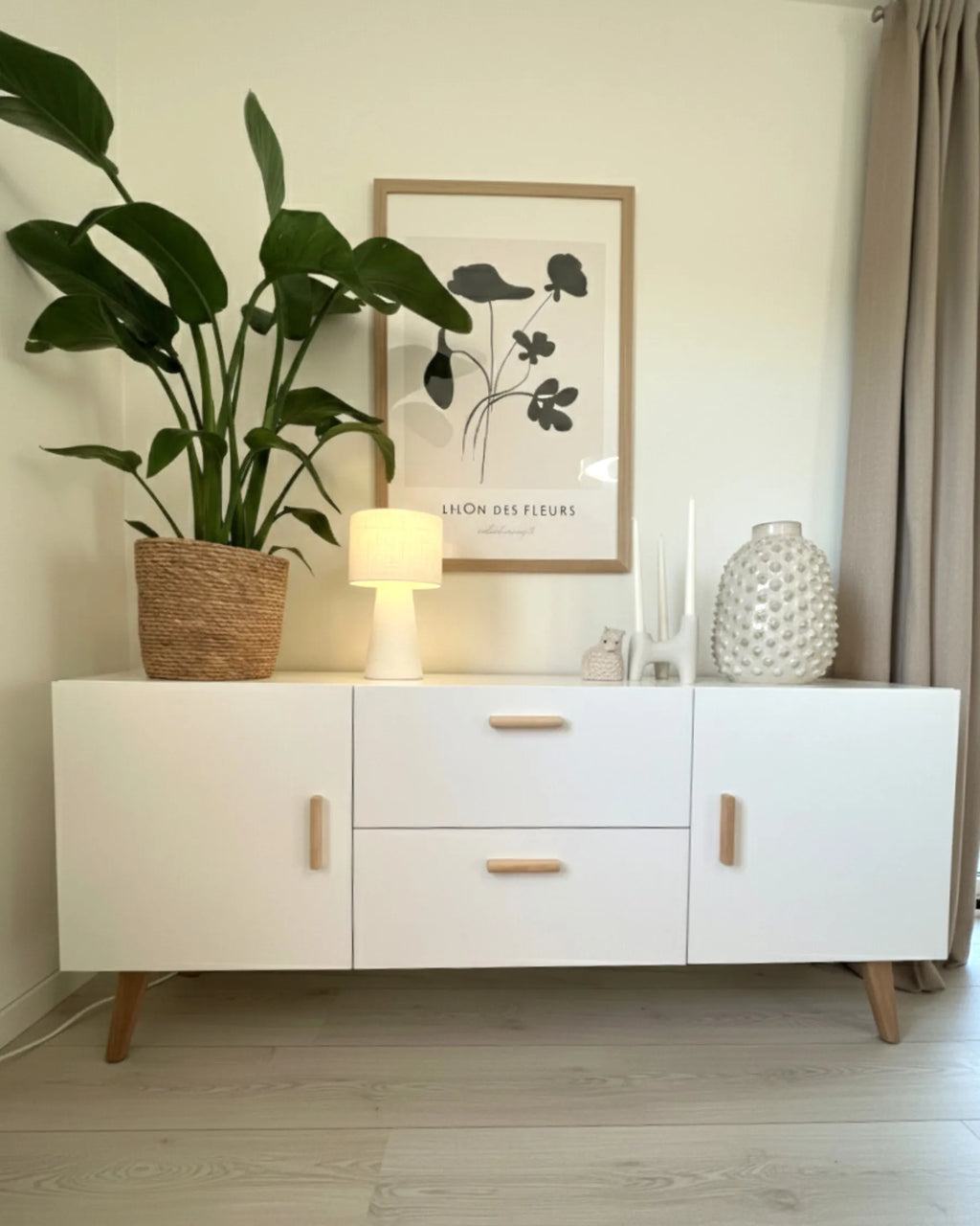 2 Door Sideboard MEET White