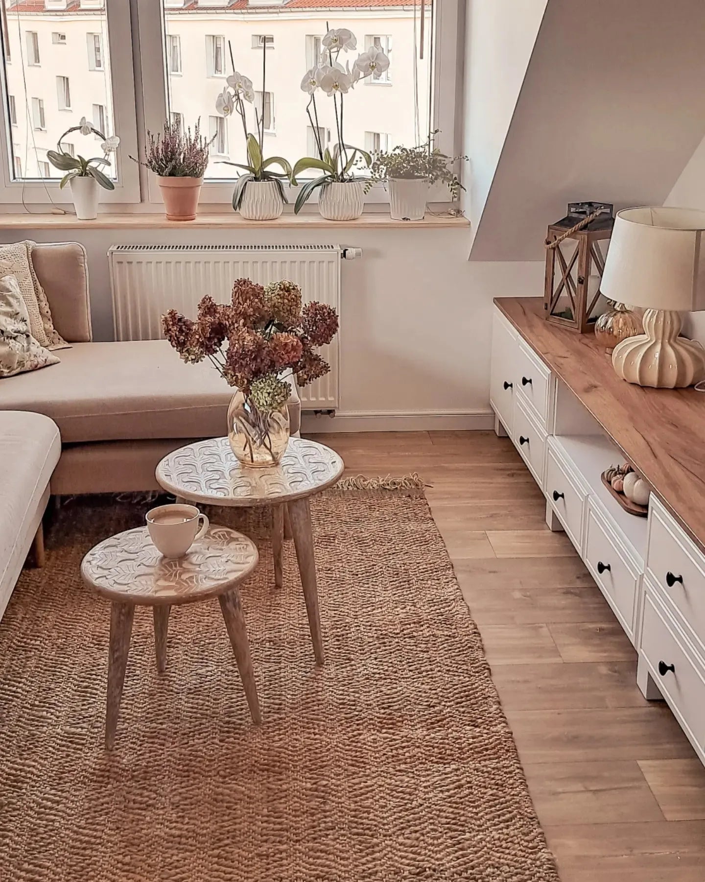 Set of 2 Side Tables HURSI Mango Wood Brown/ White