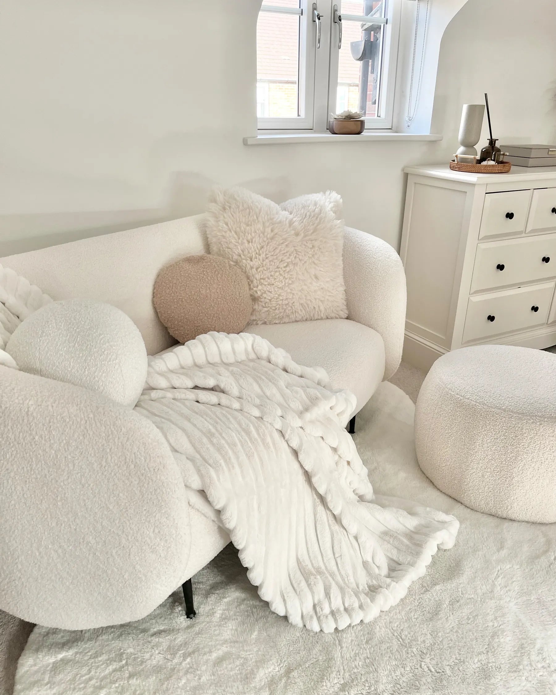 Sofa 2 Seater LOEN Fabric Black/ White