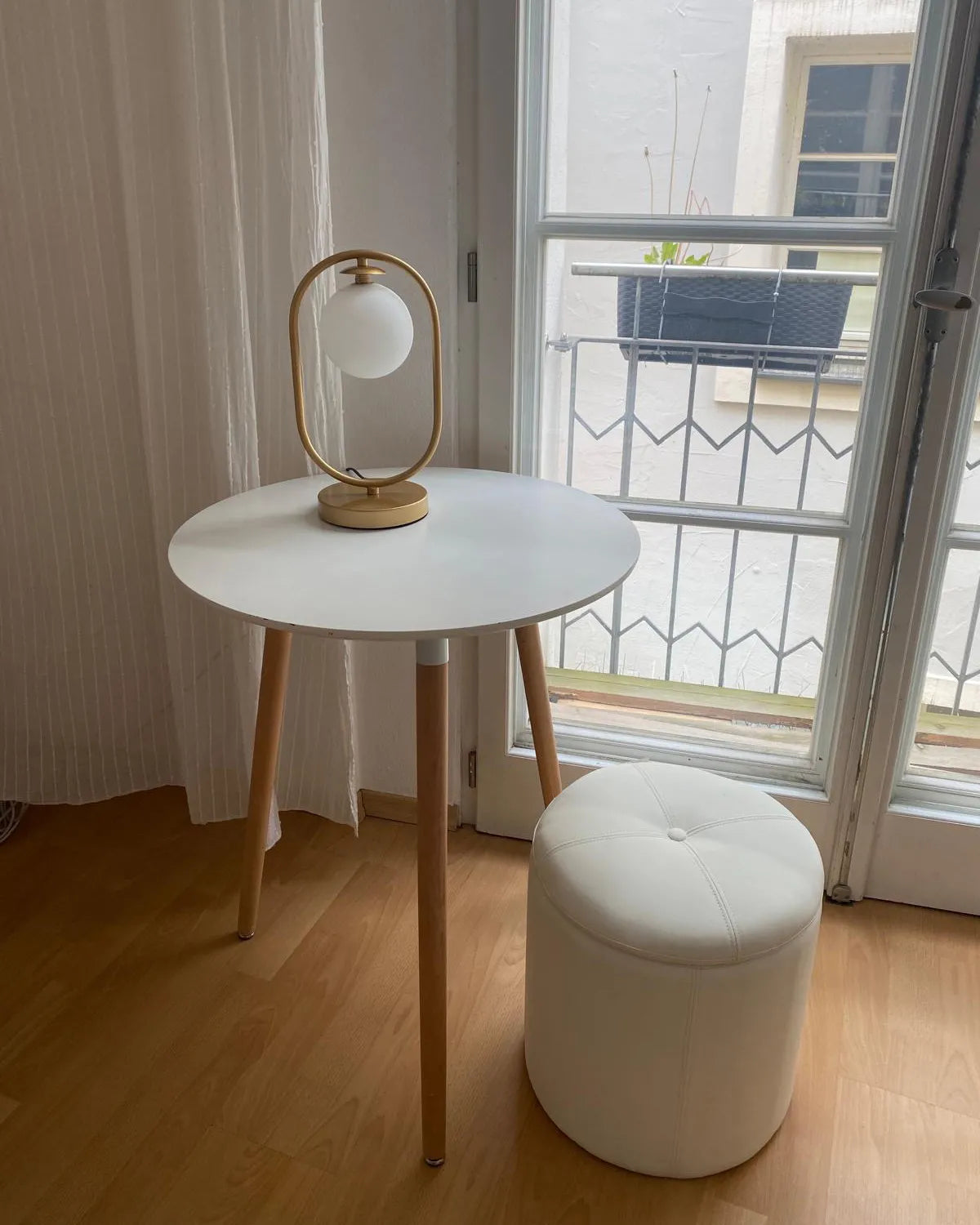 Storage Pouffe MARYLAND Faux Leather White