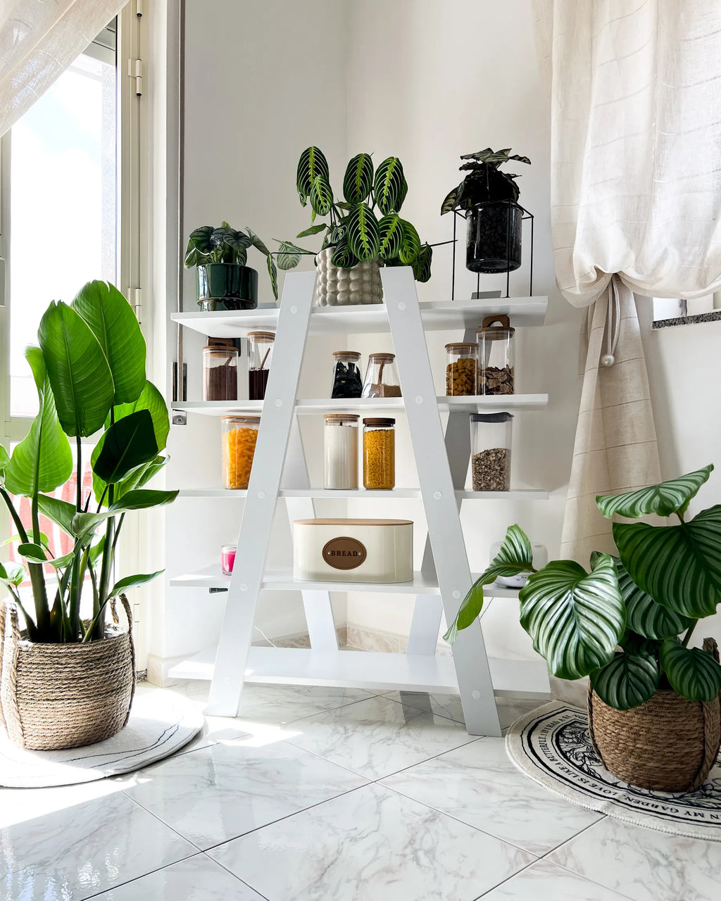 5 Tier Shelving Unit ESCALANTE 116 cm White