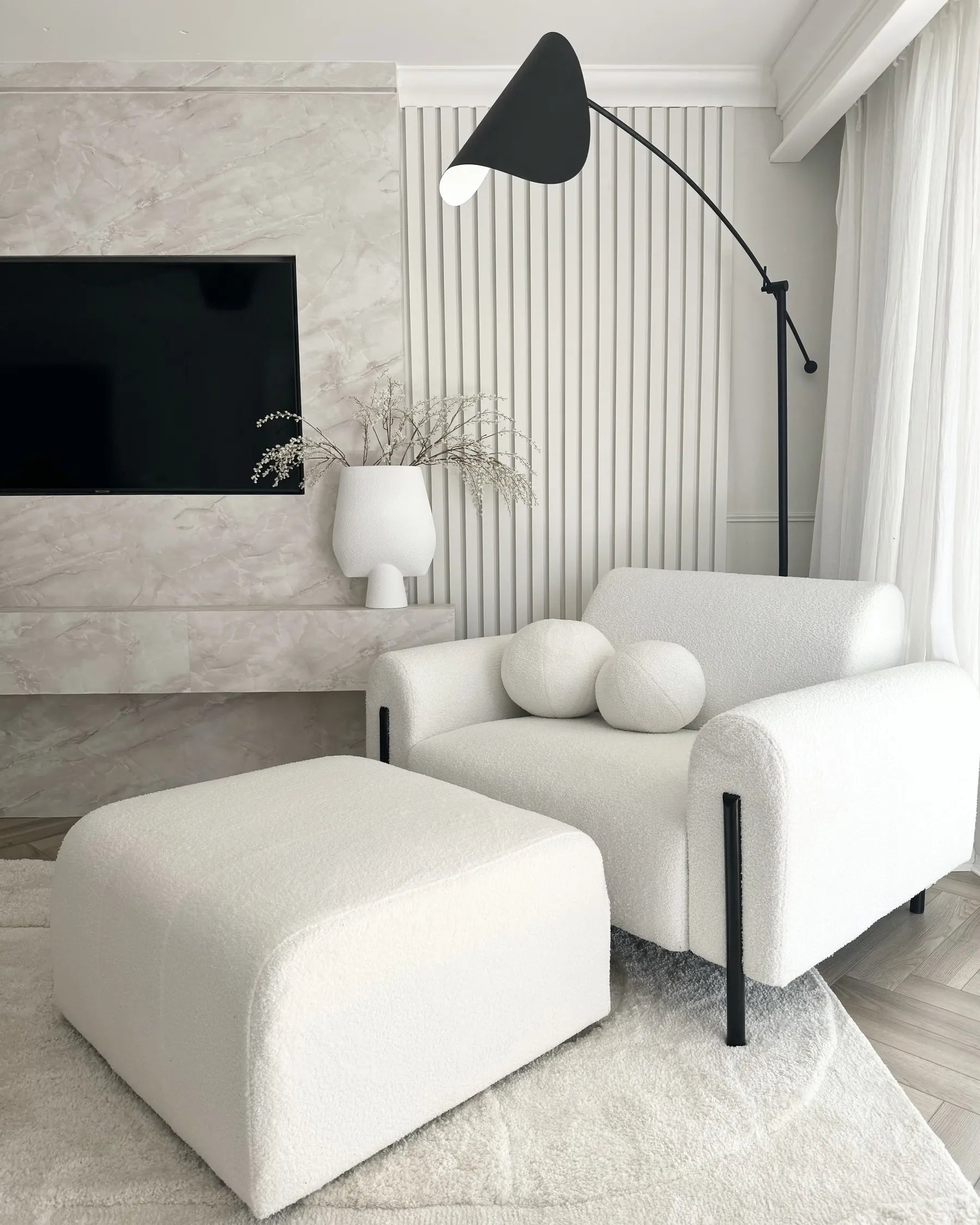 Armchair ASKIM Boucle White