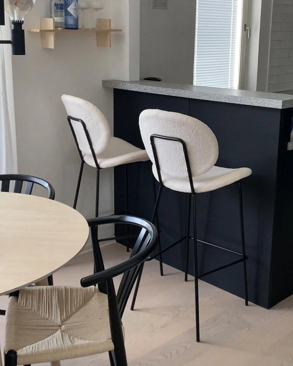 Set of 2 Bar Chairs LUANA Boucle White