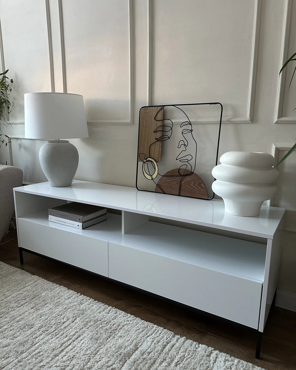 TV Stand LED SYDNEY White