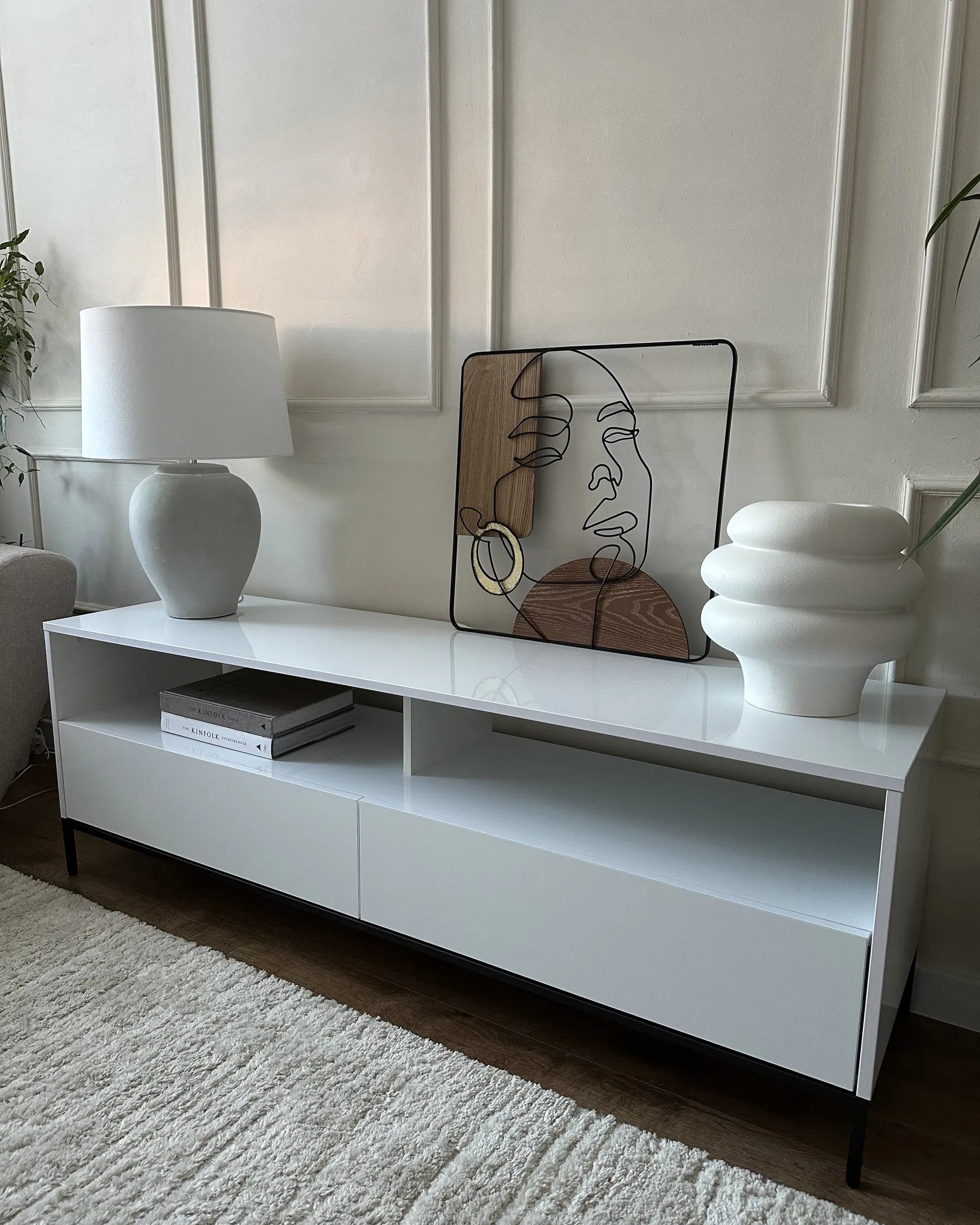 TV Stand LED SYDNEY White