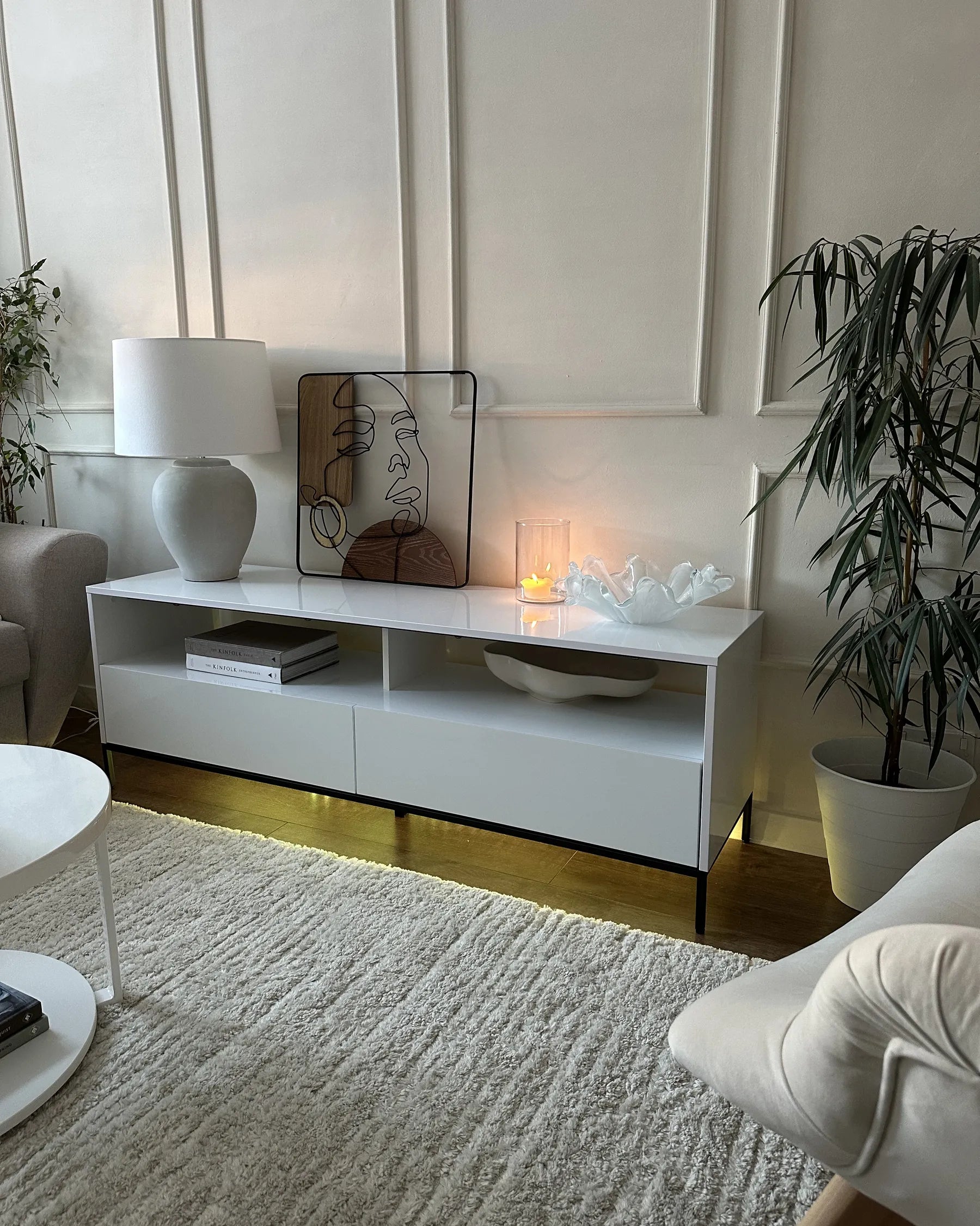 TV Stand LED SYDNEY White