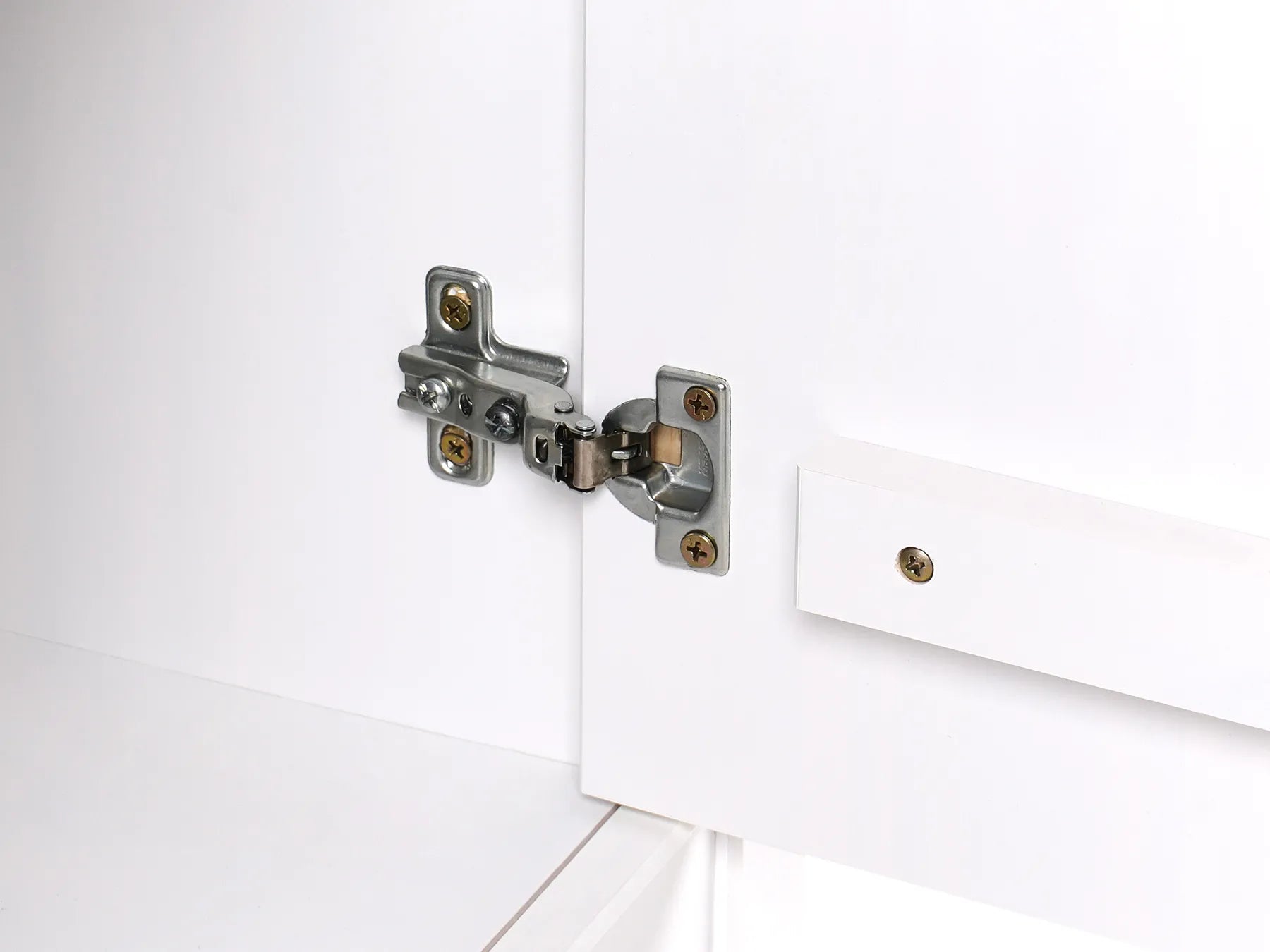 2 Door Sideboard SHILLINGTON Pine Wood White