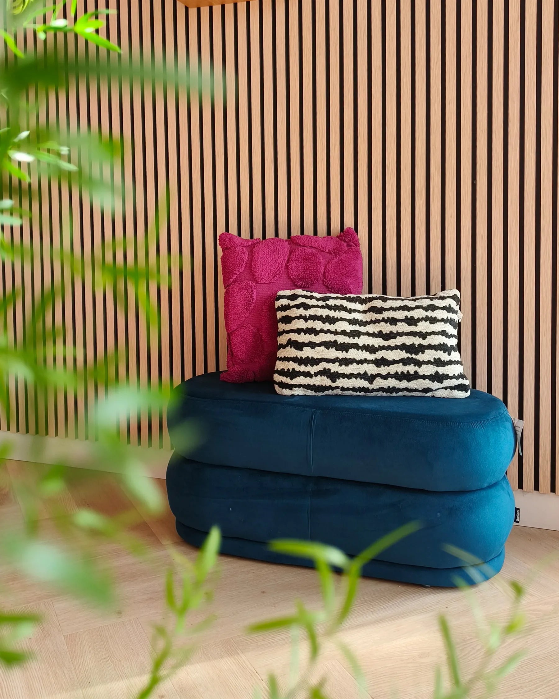 Bench ELLENDALE Velvet Navy Blue