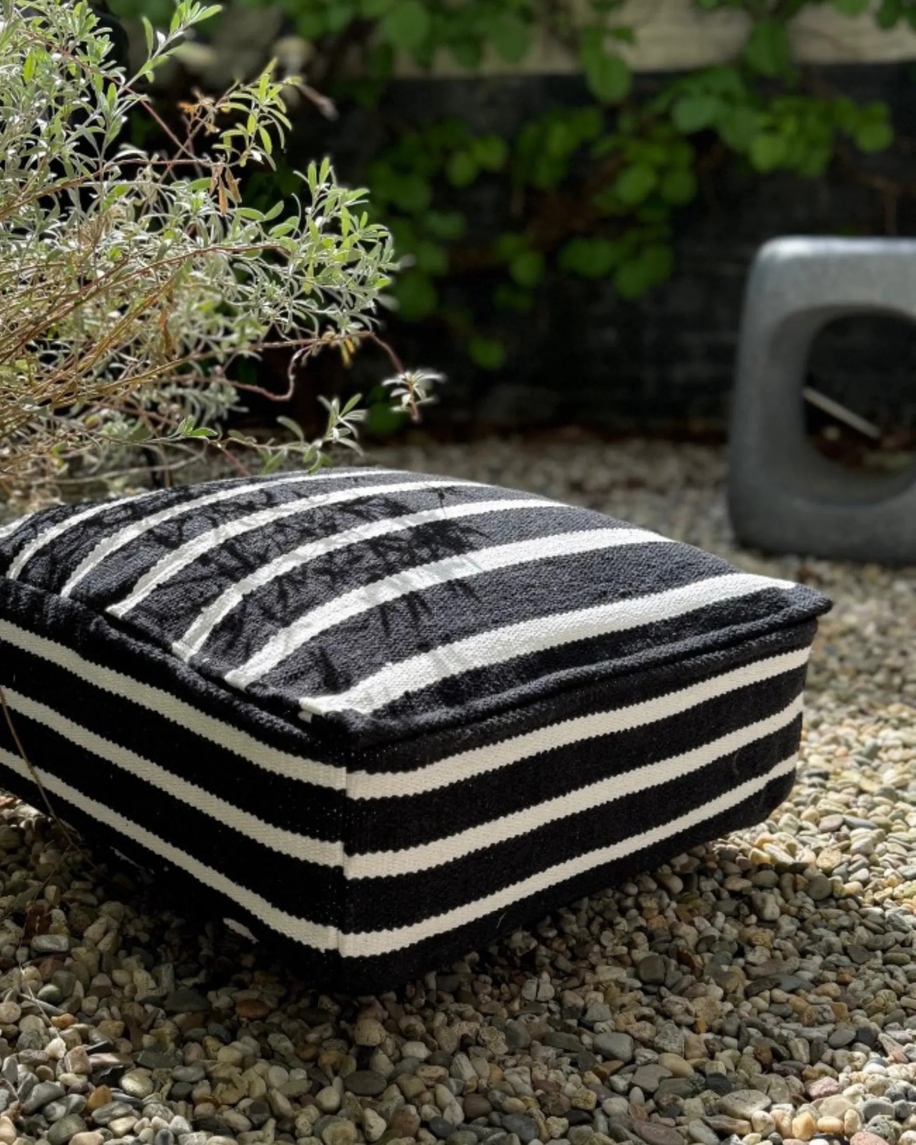 Pouffe SETTAT Cotton Black