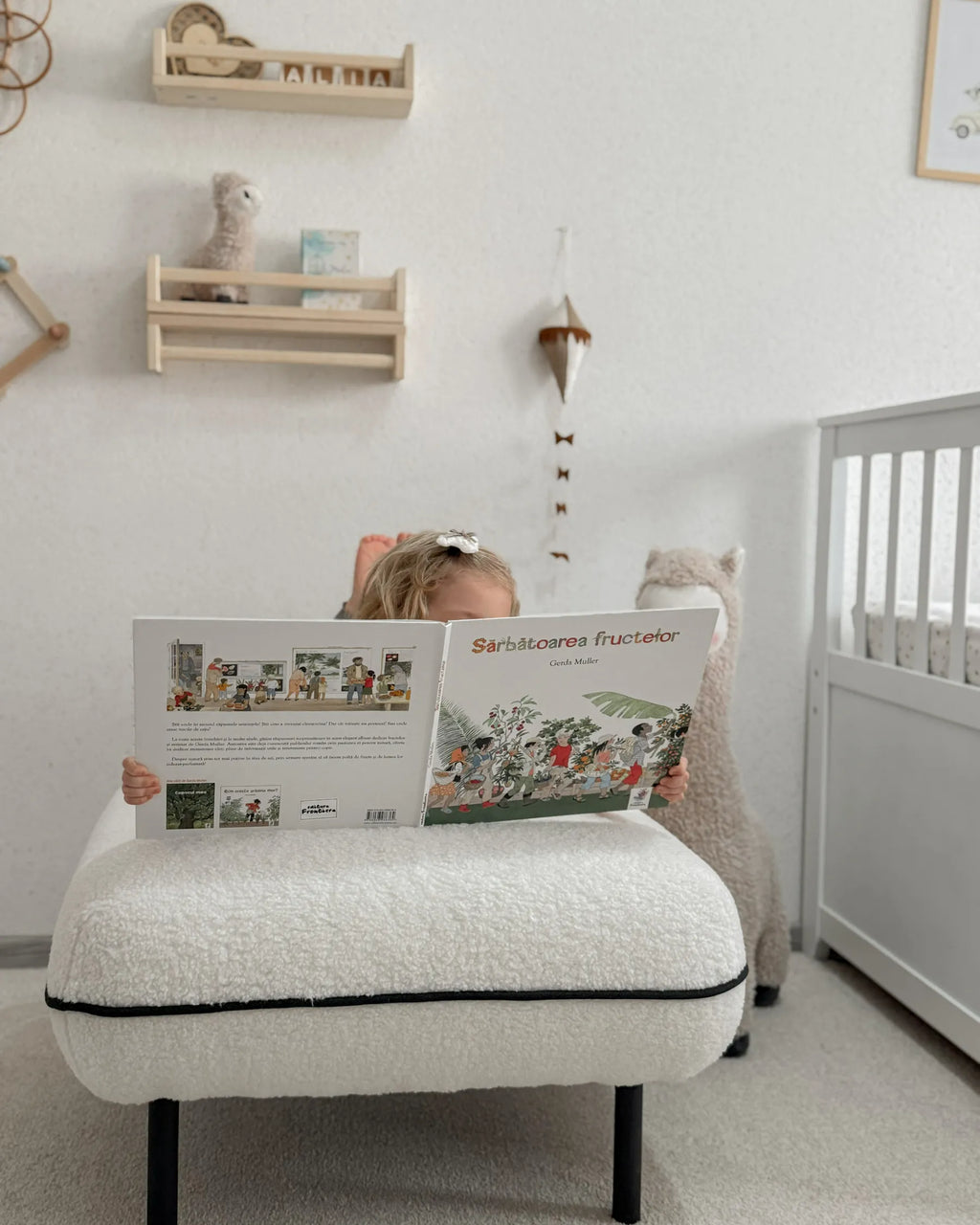 Ottoman TONSBERG Boucle White