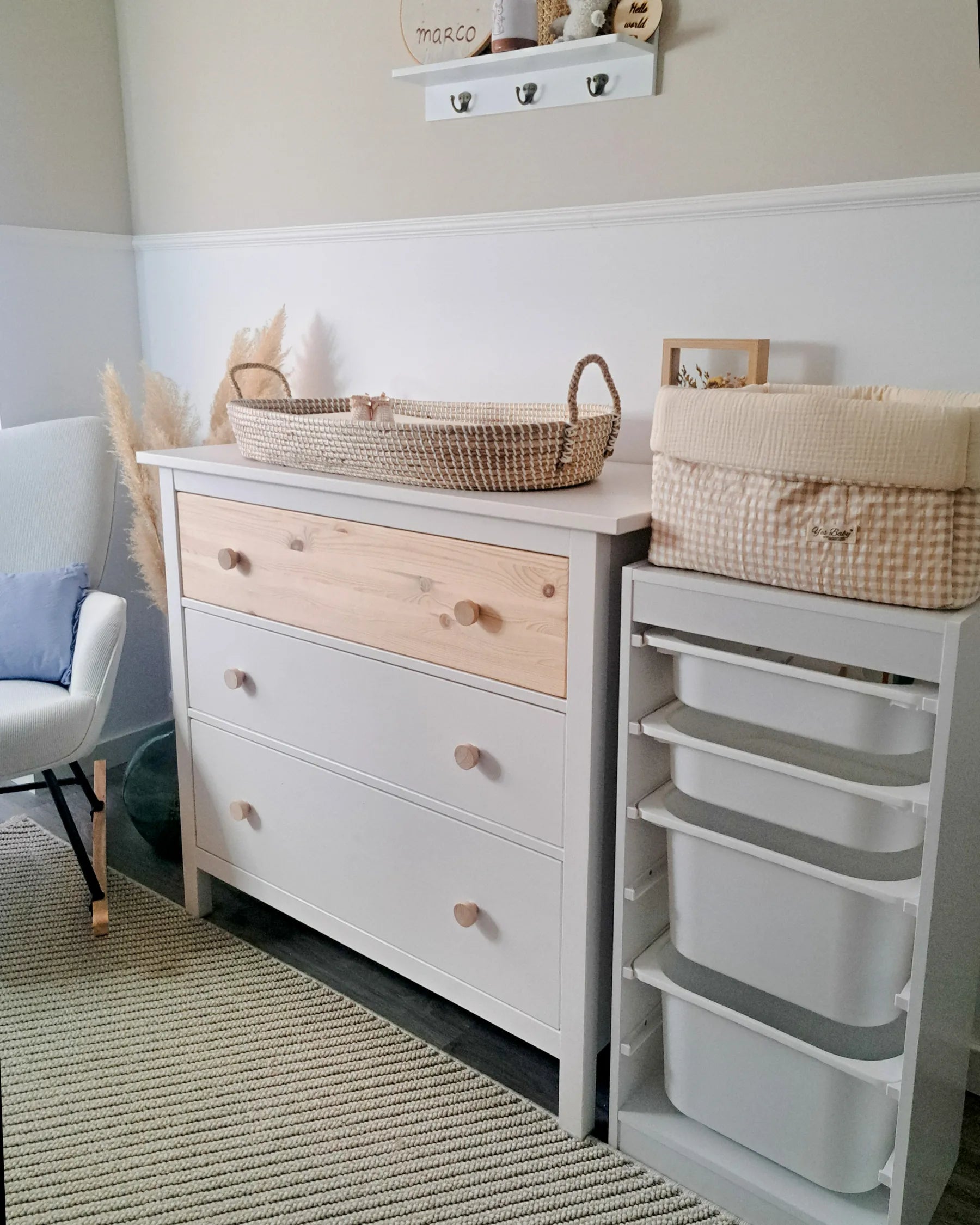 Shelf with 4 Storage Boxes TOBIN White